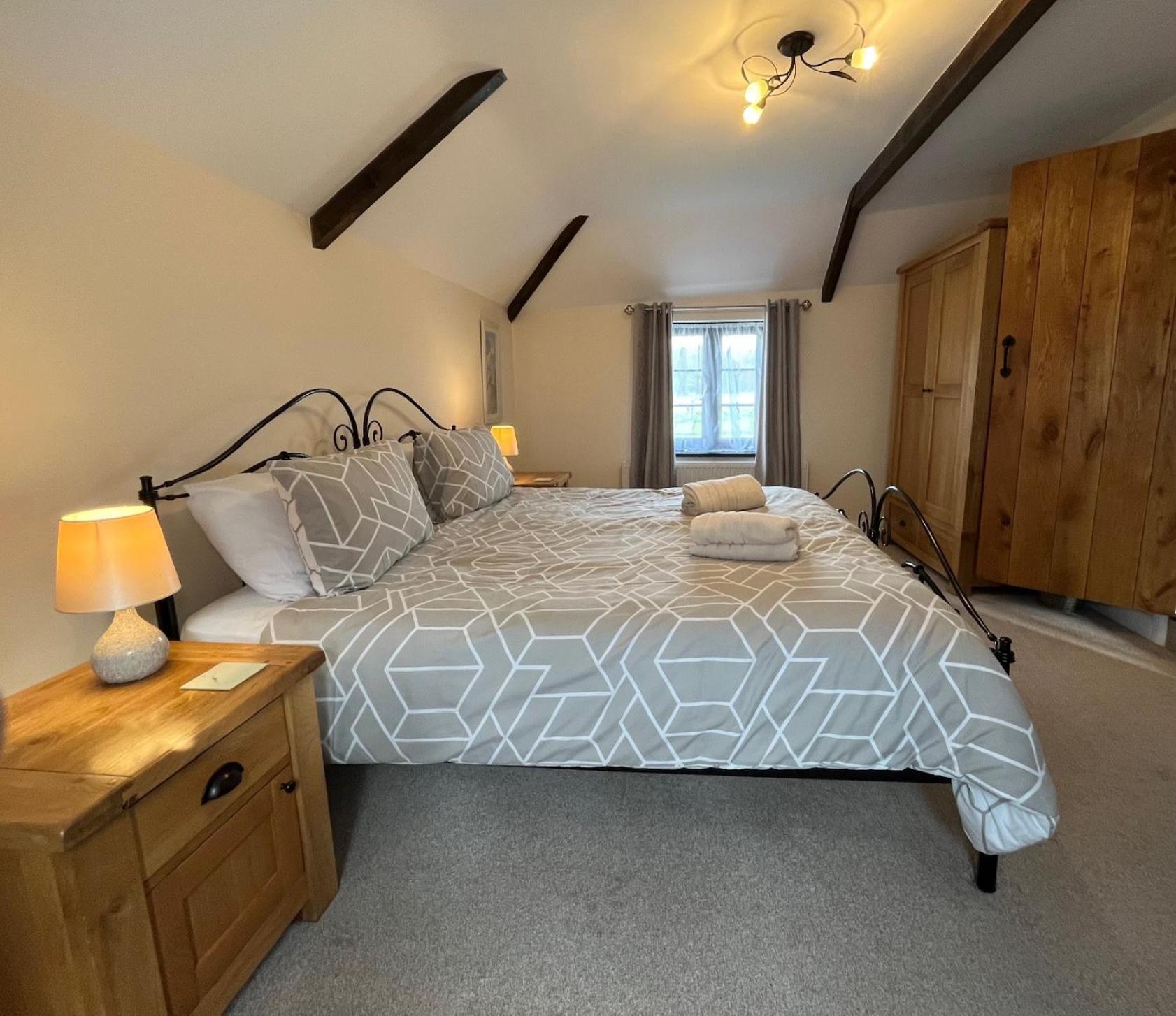 Appartement Maple & Beech Barns à Truro Extérieur photo